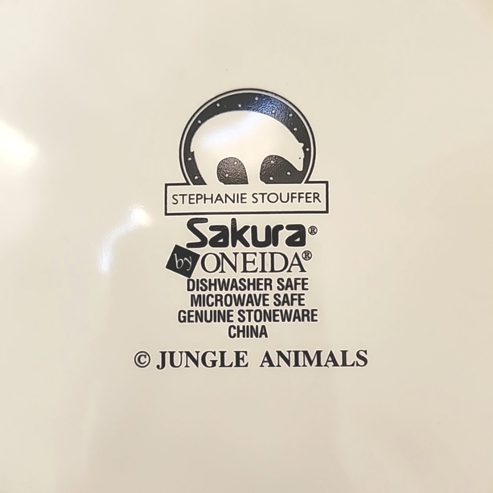 Sakura by Oneida Jungle Animals 8" salad plate - Picture 5 of 6